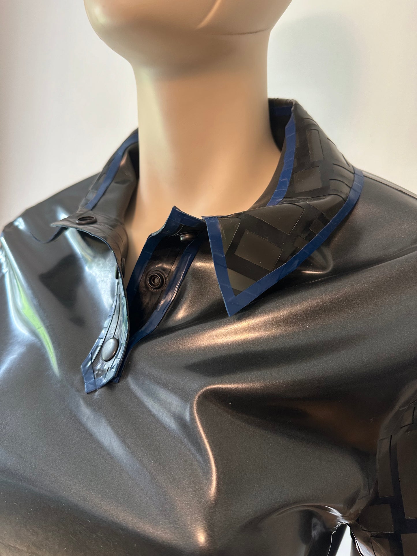 SALE Unisex Polo Shirt Size Small