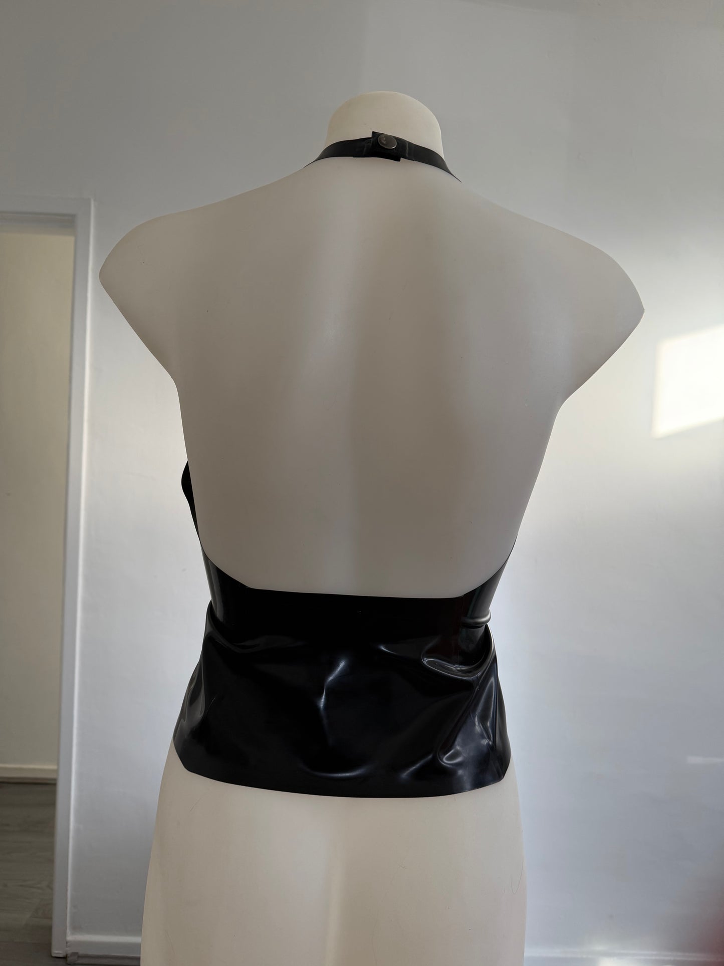 SAMPLE Latex Scoop Top Size M/L UK 12/14