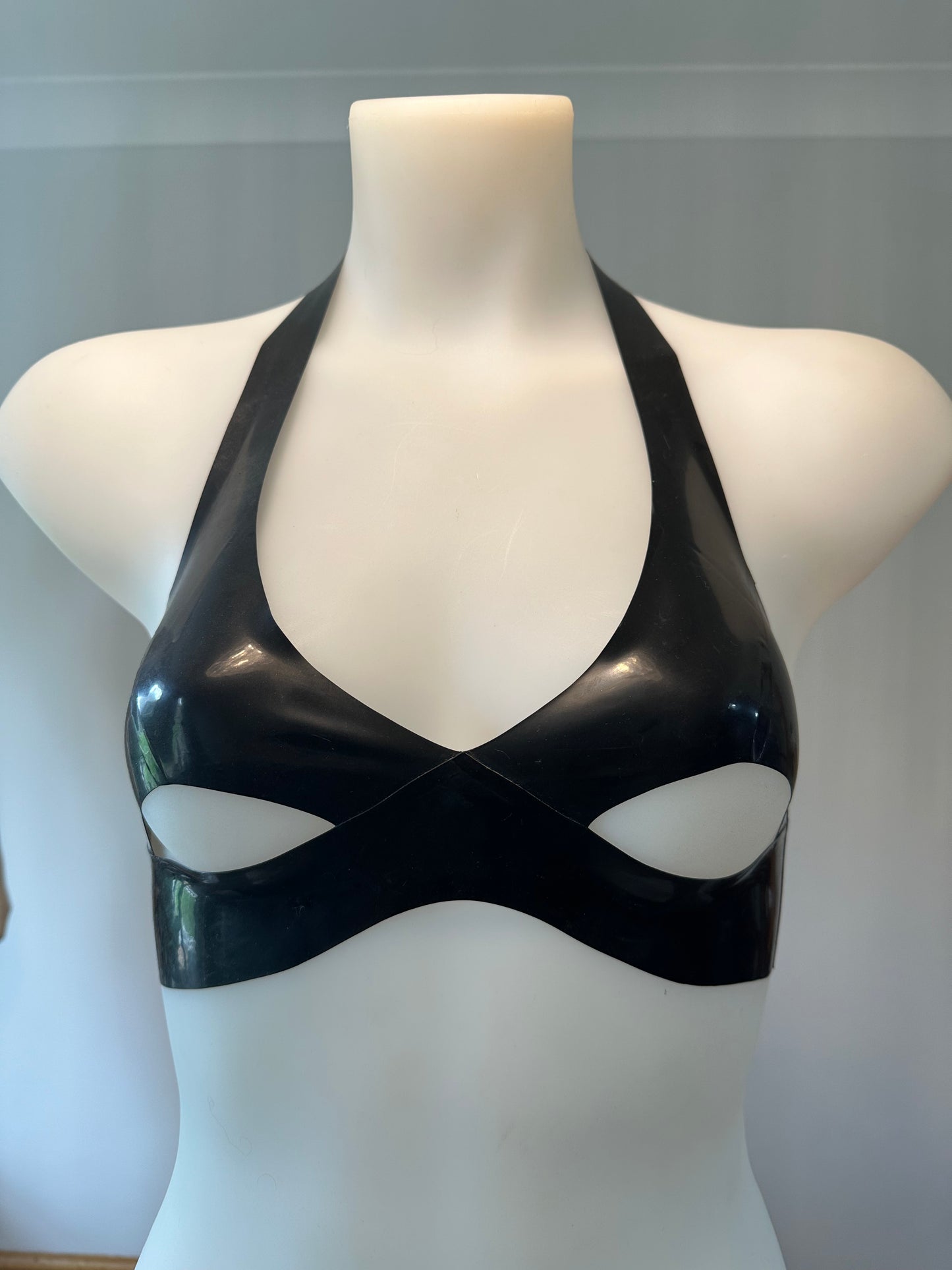 NEW! Cut Out Bra