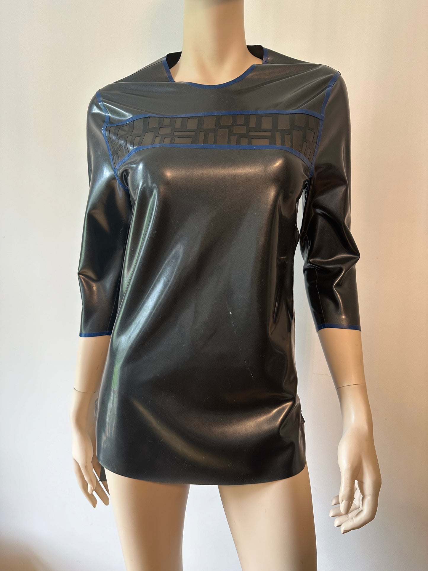 SALE Unisex Long Sleeve Asymmetric Top Size Small
